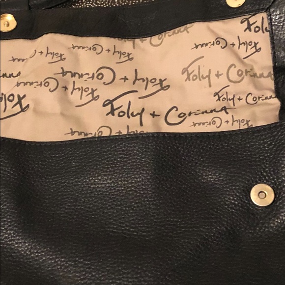 FOLEY AND CORRINA BLACK LEATHER CROSSBODY BAG, corner hardware, great shape - Picture 5 of 12